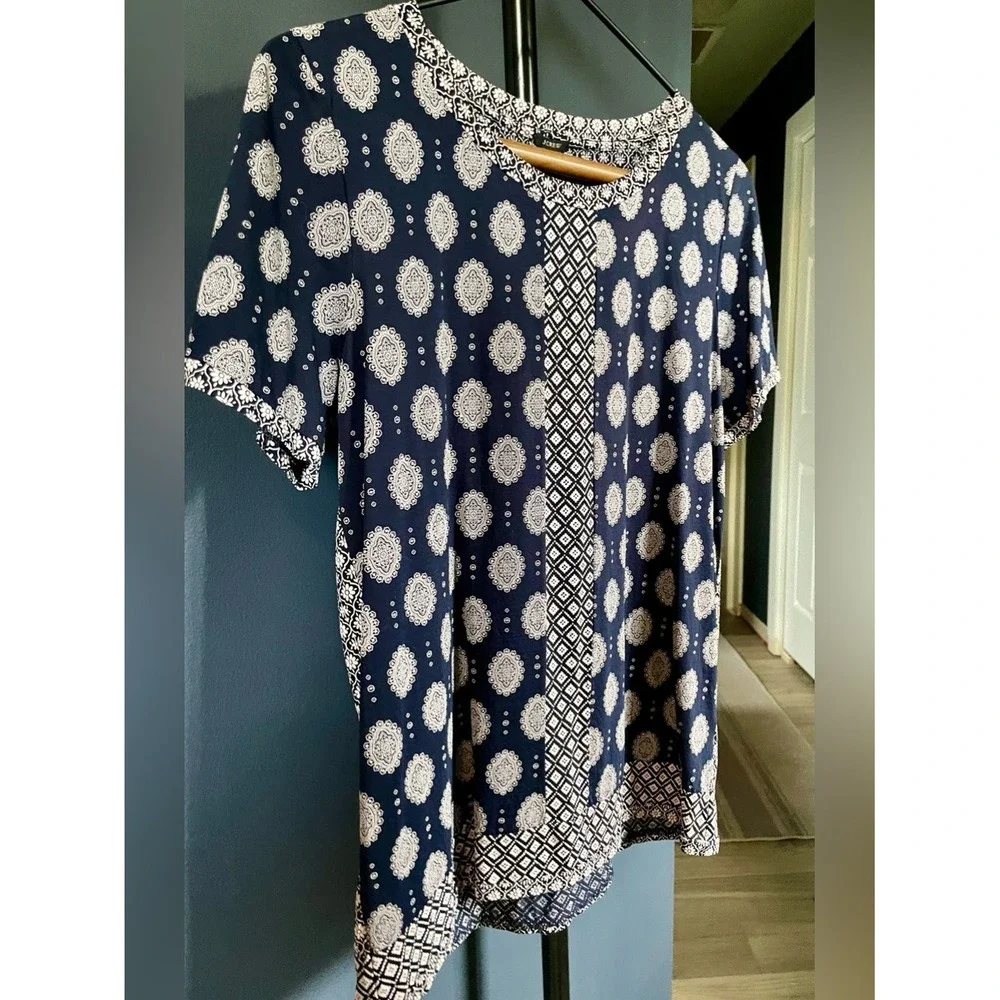 J. Crew Navy & White Geometric Patterned Short Sleeve Silky Cotton Blouse Top